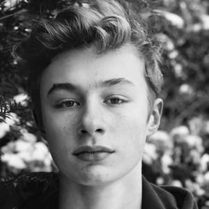 Meet your Posher, Sam